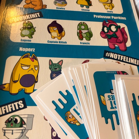 Lost Kitties Board Game Bonus 4 Exclusive Figures Ages 5+ 2-4 Players by Hasbro - Picture 3 of 11